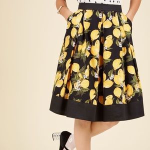 Modcloth Do the Ripe Thing A-line Skirt | Sz Sm